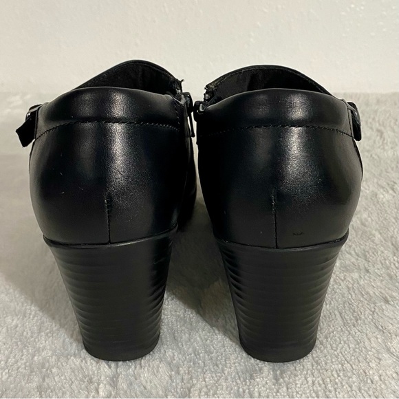 Clarks Bendables Black Leather Ankle Booties Women’s Size 8.5M Heeled Shooties - Picture 5 of 10